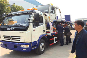 梁园区汽车道路救援拖车价格